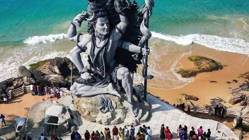 Aazhimala Shiva Temple half