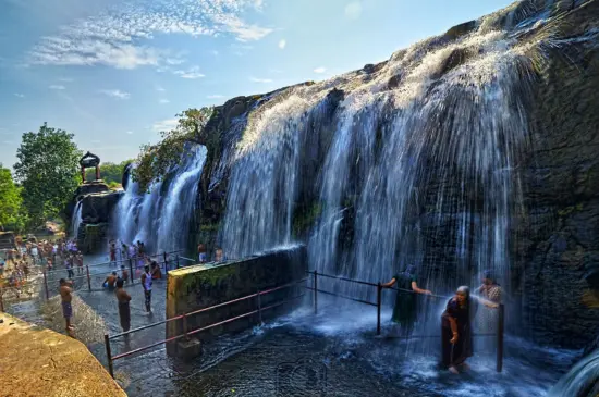 Thirparapu Waterfalls